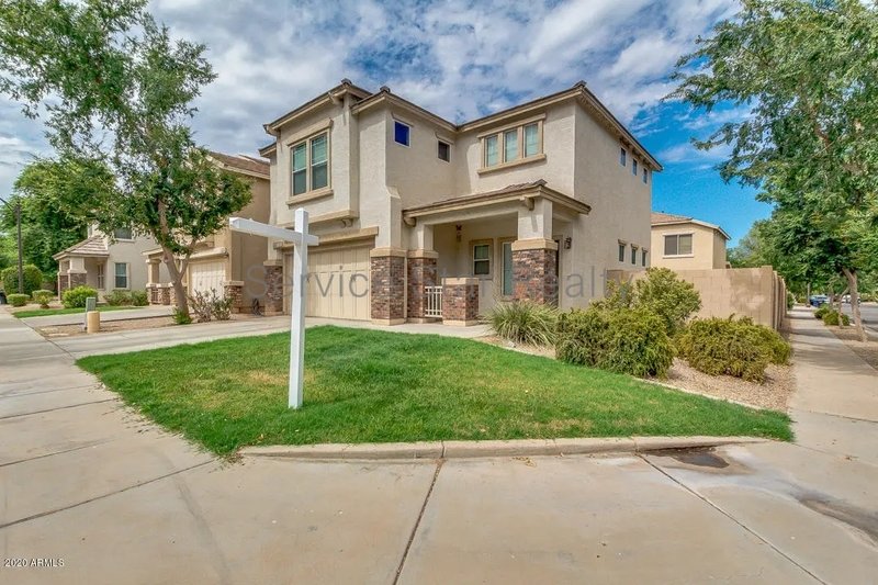 3 Bedroom + 2.5 Bathroom + ALL APPLIANCES!! property image