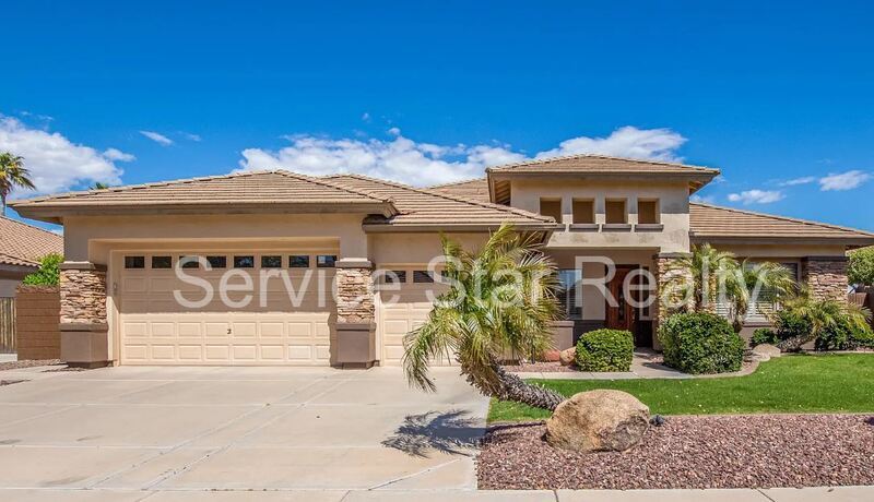 Beautiful Litchfield Park Home with Pool and 3 Car Garage! property image