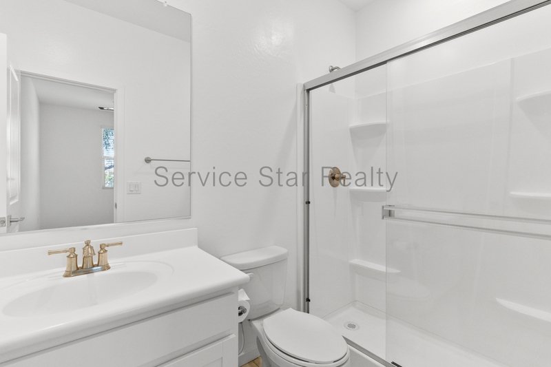 Fantastic 4Bed / 3Bath in Surprise! property image