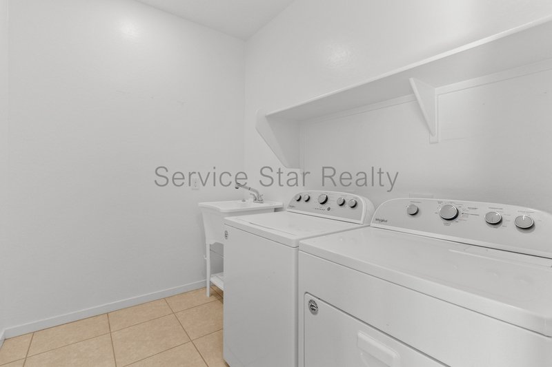 Fantastic 4Bed / 3Bath in Surprise! property image