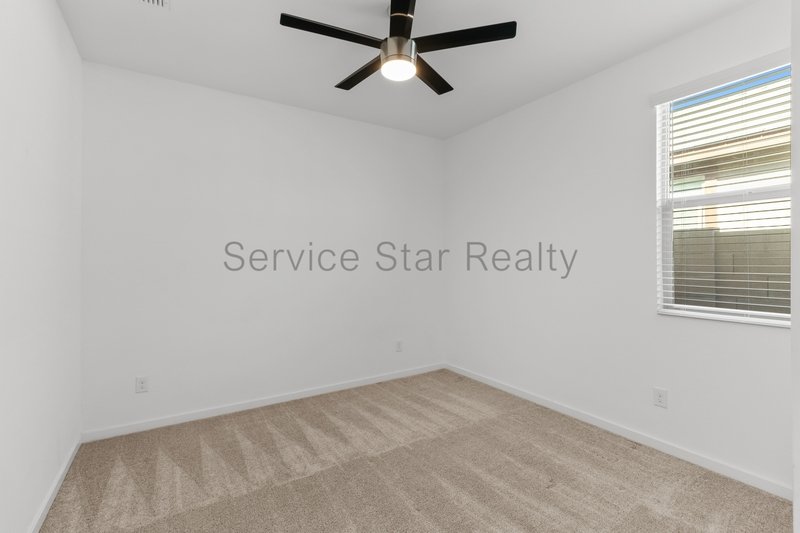 Fantastic 4Bed / 3Bath in Surprise! property image