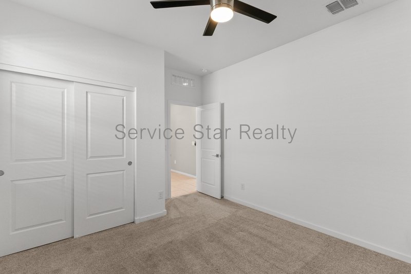 Fantastic 4Bed / 3Bath in Surprise! property image