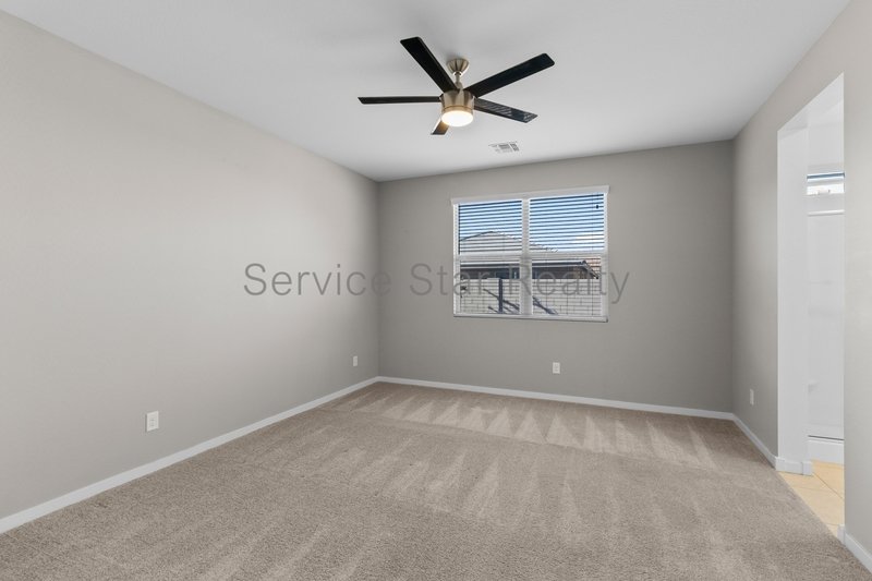 Fantastic 4Bed / 3Bath in Surprise! property image