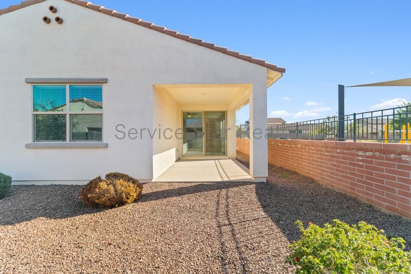 Fantastic 4Bed / 3Bath in Surprise! property image