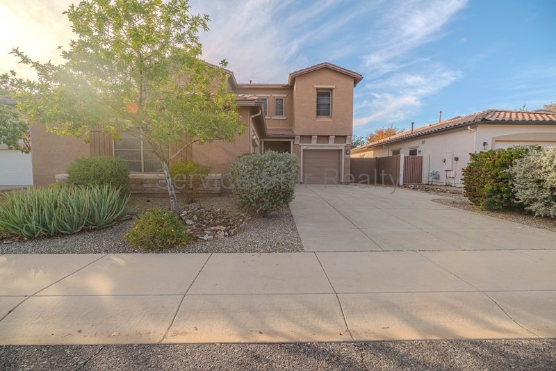 Beautiful 4-Bedroom Home in North Phoenix with Spacious Layout! property image