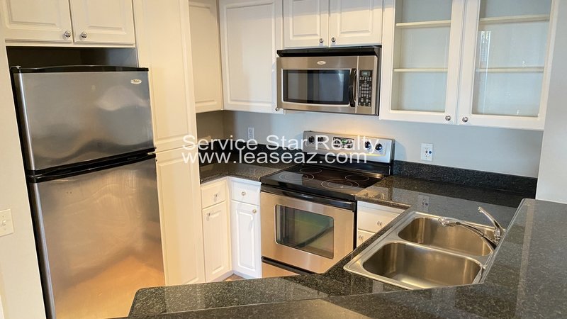 Charming 1 Bed Condo UpTown Phoenix property image