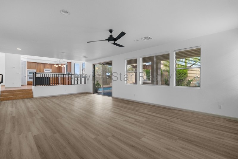 Spacious 5-Bedroom Home with Private Pool & Putting Green in New River property image