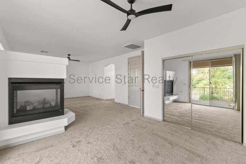 Spacious 5-Bedroom Home with Private Pool & Putting Green in New River property image