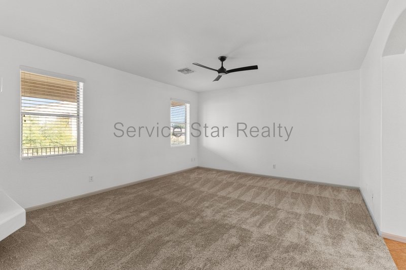 Spacious 5-Bedroom Home with Private Pool & Putting Green in New River property image