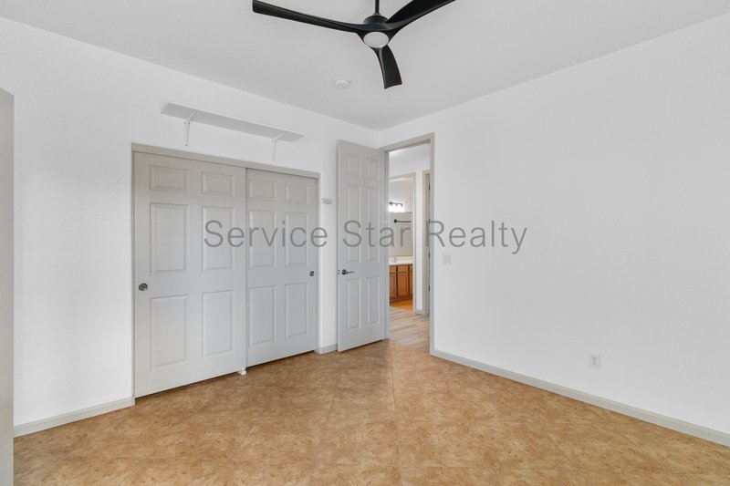 Spacious 5-Bedroom Home with Private Pool & Putting Green in New River property image