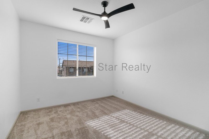 Spacious 5-Bedroom Home with Private Pool & Putting Green in New River property image