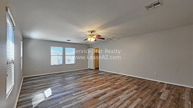 Great Gilbert Home Available Now at Val Vista and Williams Field property image
