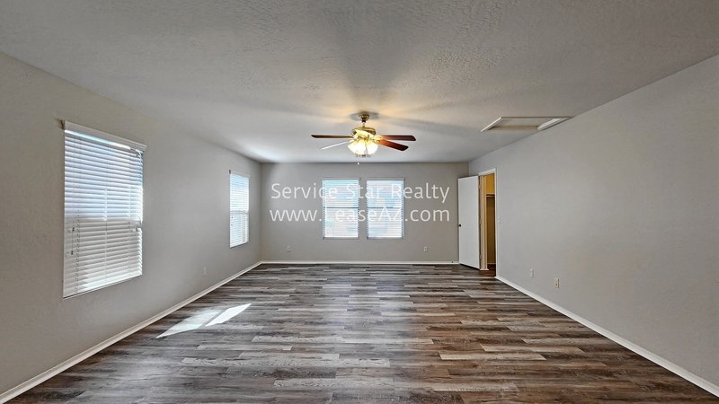 Great Gilbert Home Available Now at Val Vista and Williams Field property image