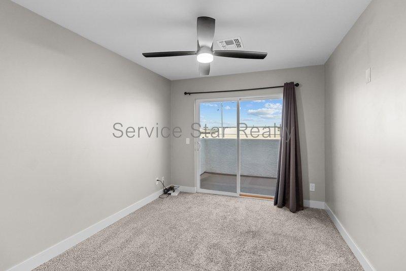 Modern 3-Bed Home Near Downtown Phoenix | Stylish Upgrades & No HOA! property image