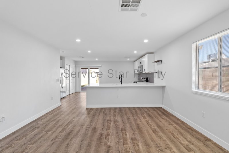 Modern 3 Bed / 2 Bath Home Built in 2021 ? Pet Friendly Backyard! property image