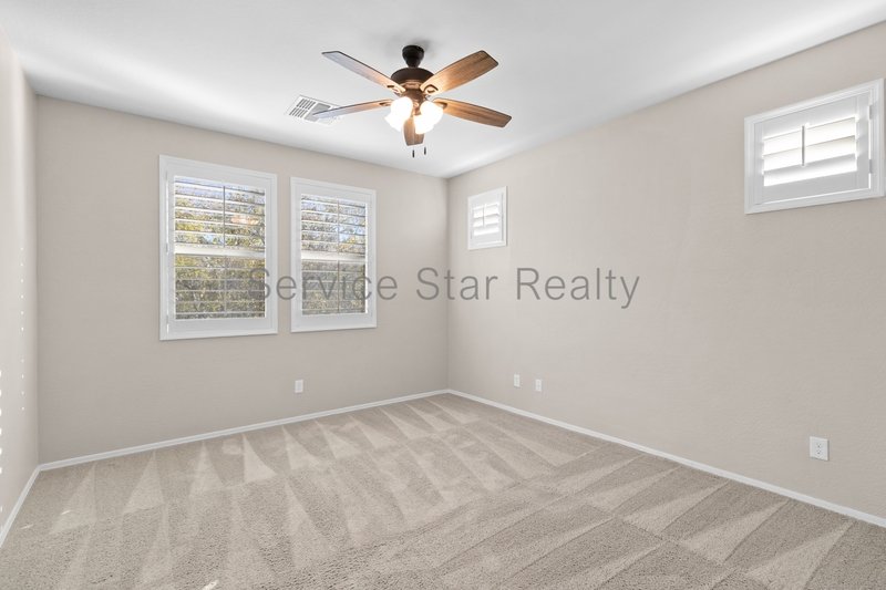 $750 OFF MOVE IN COSTS!!!  Great 3BR/3BA in Goodyear! property image