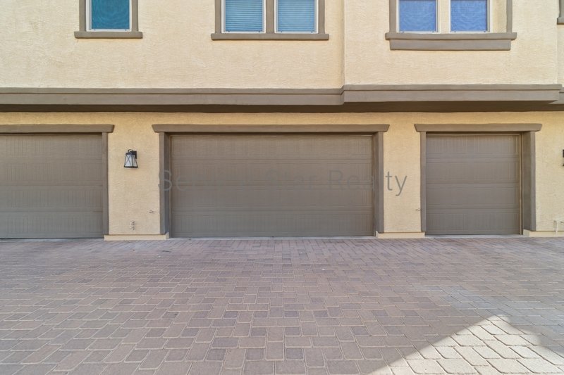 $750 OFF MOVE IN COSTS!!!  Great 3BR/3BA in Goodyear! property image