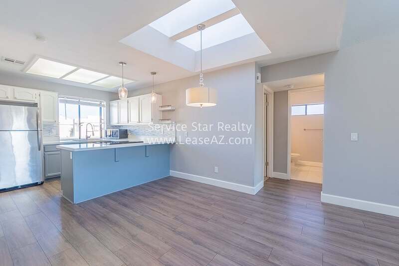 LAKE VIEW CONDO - 3Bed/2Bath! property image