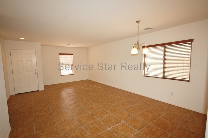 **MOVE IN SPECIAL -- 2 WEEKS FREE RENT!!** property image