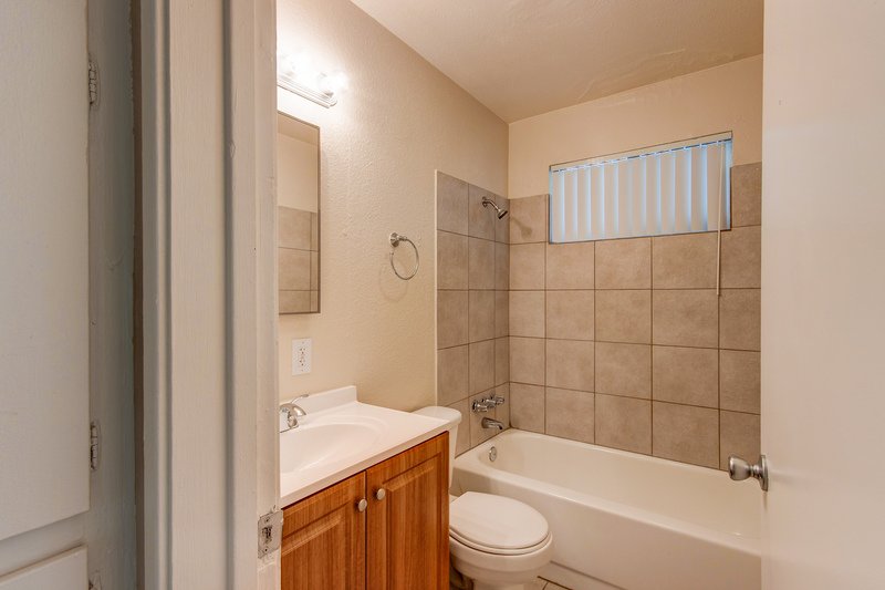 Remodeled 4BR 2BA Phoenix Home w/ Sparkling POOL!!! property image