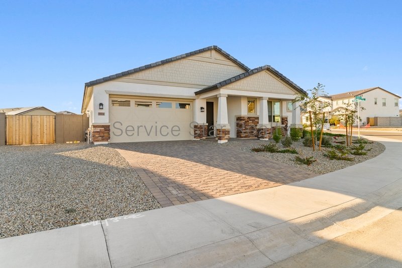 Brand New 4 Bed, 2.5 Bath | Modern Finishes in Litchfield Park property image