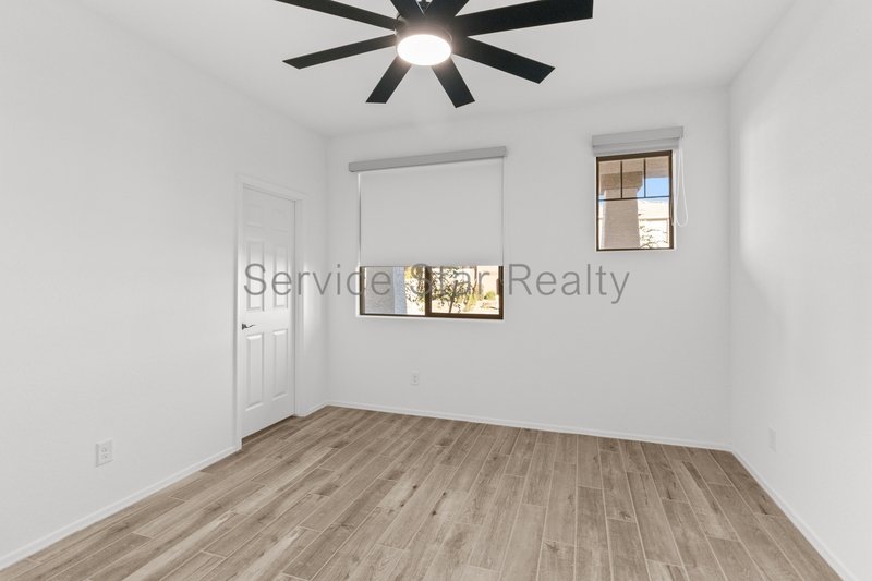 Brand New 4 Bed, 2.5 Bath | Modern Finishes in Litchfield Park property image