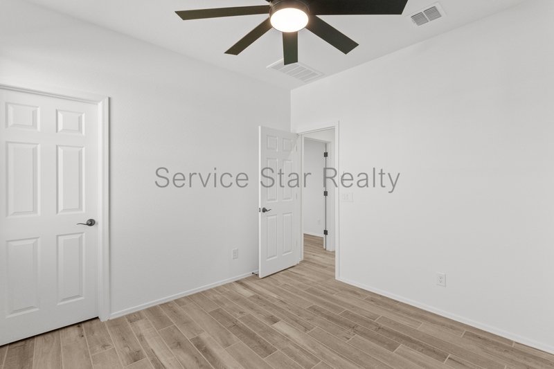 Brand New 4 Bed, 2.5 Bath | Modern Finishes in Litchfield Park property image