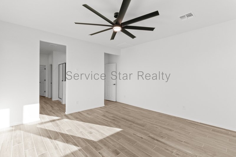 Brand New 4 Bed, 2.5 Bath | Modern Finishes in Litchfield Park property image