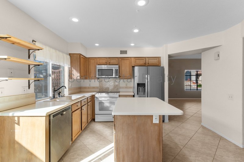 Beautiful Ahwatukee Home in Keystone Available Now! property image