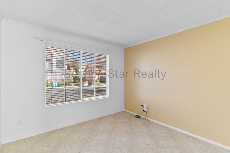 Beautiful Ahwatukee Home in Keystone Available Now! property image