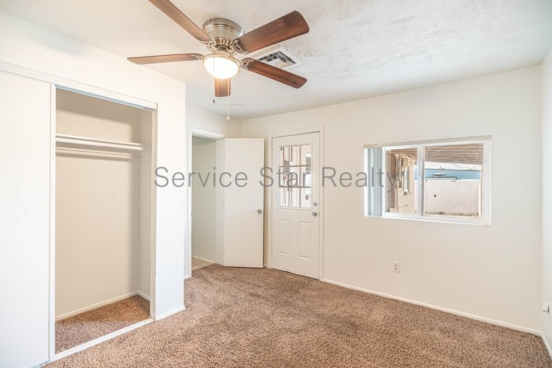 Remodeled 4BR 2BA Phoenix Home w/ Sparkling POOL!!! property image