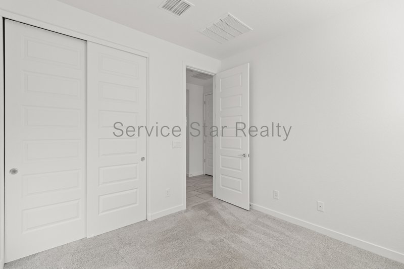 Gorgeous 4-Bed Home in Copperleaf! property image