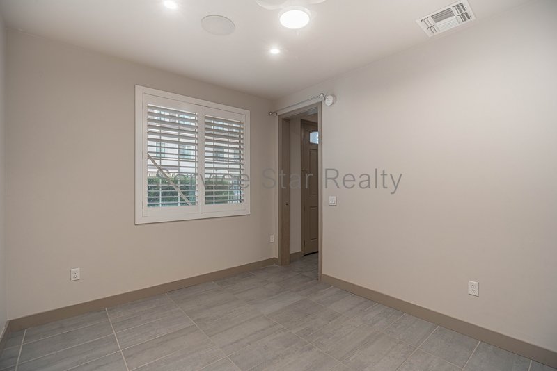 Three-Story Urban Living | 3BR ? 3.5BA ? Central Phoenix property image