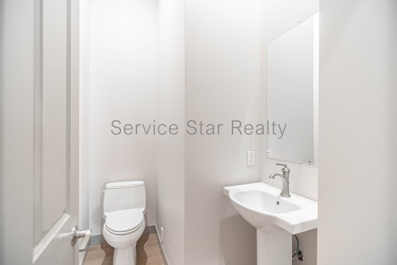 Three-Story Urban Living | 3BR ? 3.5BA ? Central Phoenix property image