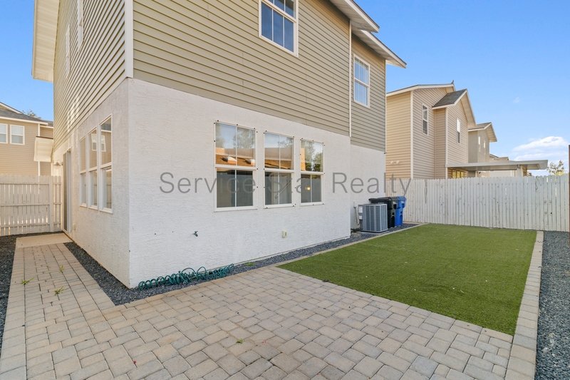 Beautiful 3-Bedroom Home in Convenient Glendale Community property image