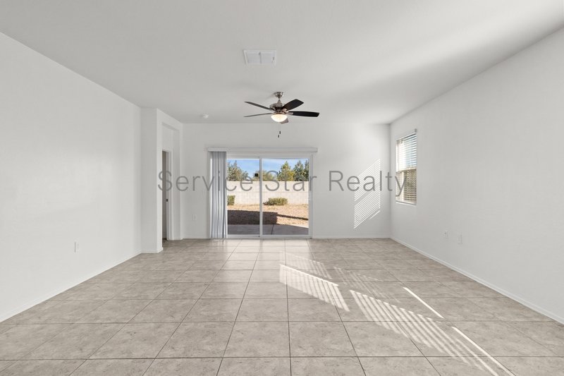 Fantastic 4 BR/2 BA in Surprise! property image