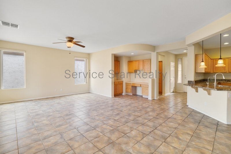 Beautiful Gated 2-Bed 2-Bath in Trilogy / Gilbert! property image