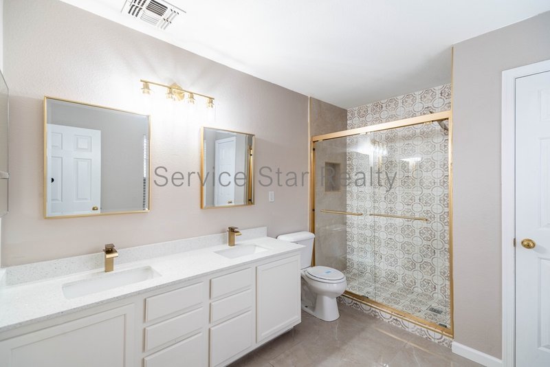 Remodeled 4 bedroom, 2.5 bath in Phoenix!! property image