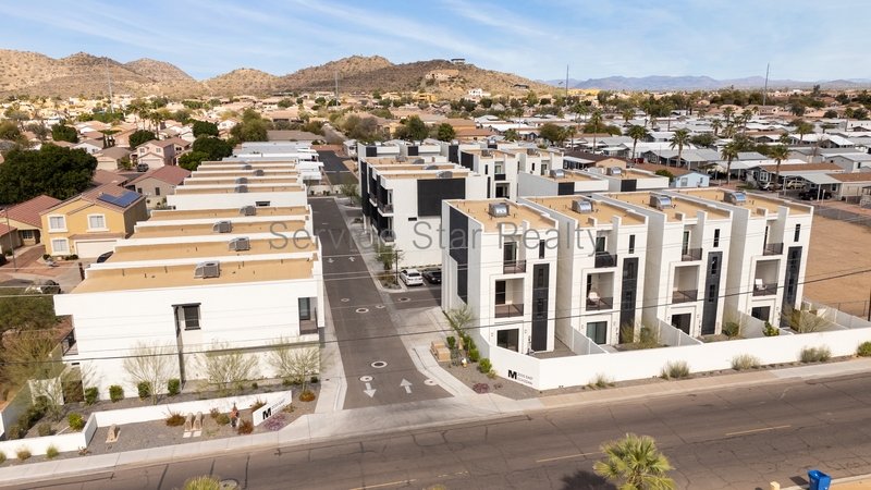 Modern 3-Bedroom Townhome with Loft & Community Pool ? 2 Car Garage! property image