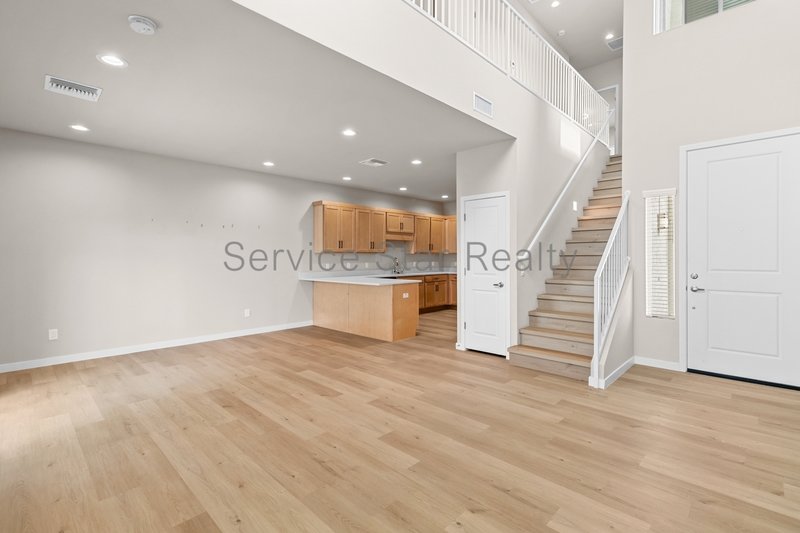 Modern 3-Bedroom Townhome with Loft & Community Pool ? 2 Car Garage! property image