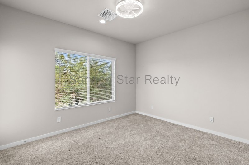 Modern 3-Bedroom Townhome with Loft & Community Pool ? 2 Car Garage! property image