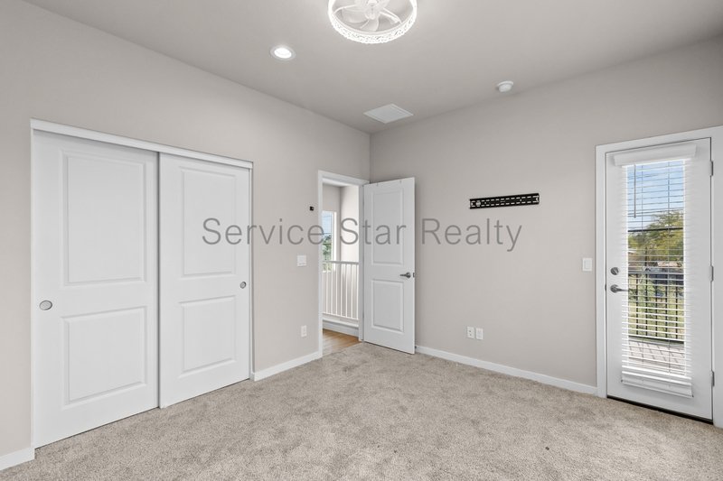 Modern 3-Bedroom Townhome with Loft & Community Pool ? 2 Car Garage! property image