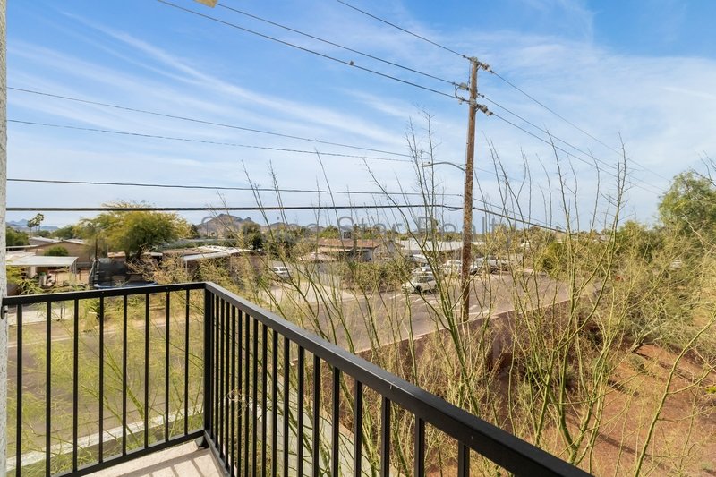 Modern 3-Bedroom Townhome with Loft & Community Pool ? 2 Car Garage! property image