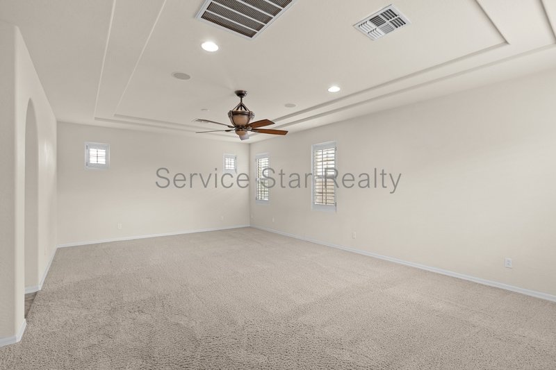 Stunning Oversized North Phoenix Home - Near Desert Ridge! property image