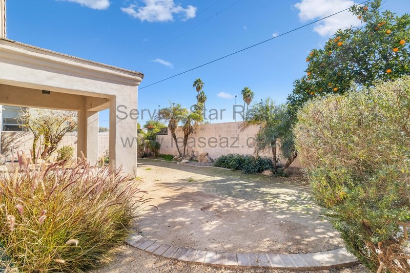 SOUTH PHOENIX  FABULOUS 3BD located in The Pines Gated Community! property image