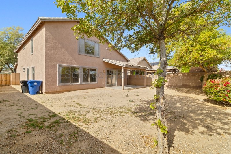 Beautiful 4+3 Home End of Culdesac with green belts!! property image