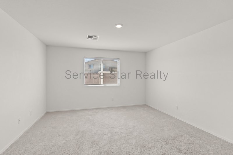 Beautiful 3 Bedroom w/den/office in Buckeye!! property image