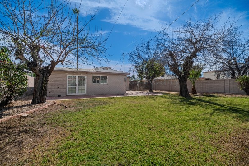 Charming 3bedroom 2 bath home property image