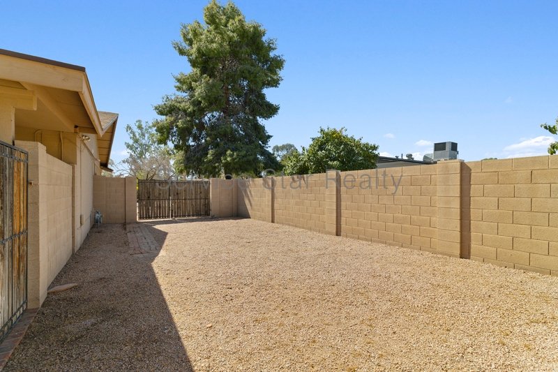 3BR/1.75BA in Scottsdale! property image