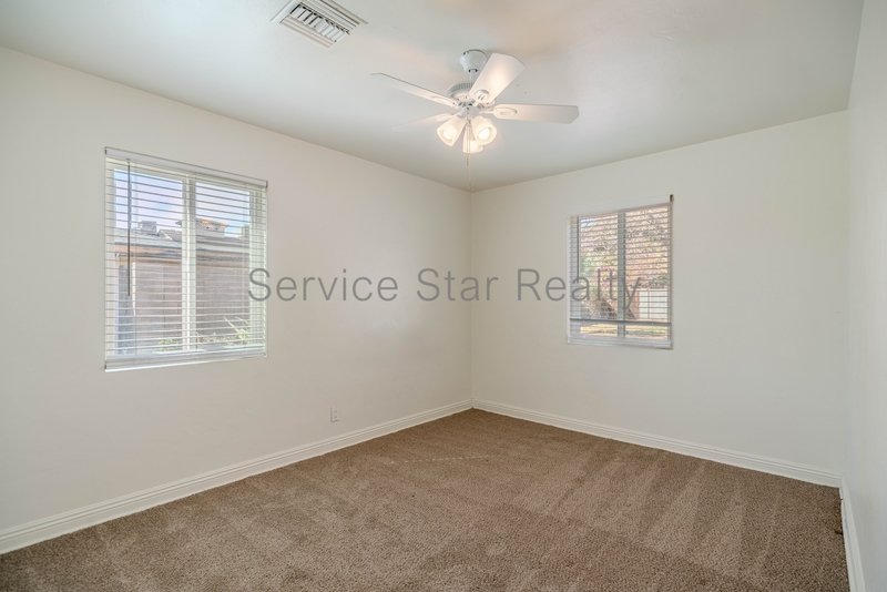 Charming 3bedroom 2 bath home property image